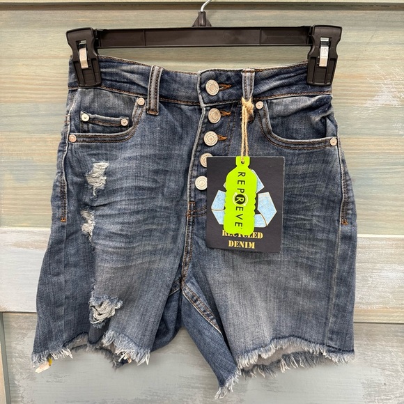 Indigo rein jean shorts - Picture 1 of 3